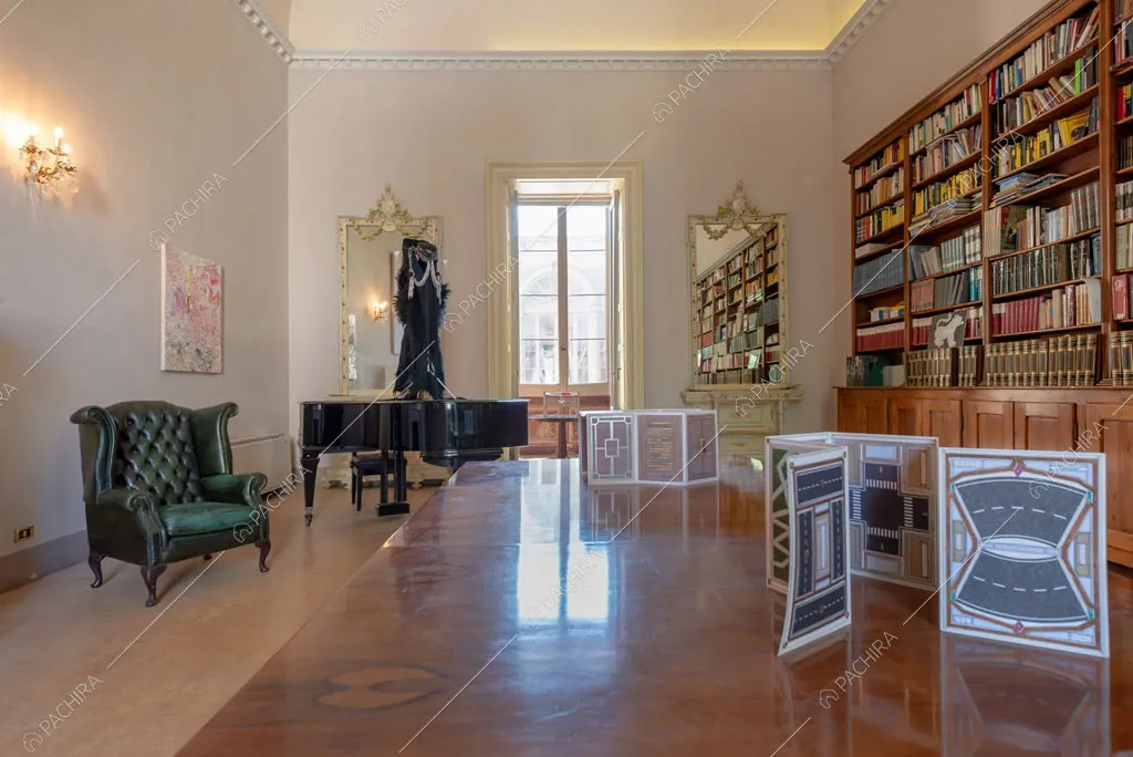 Libreria nella dimora storica Volturno, location in stile classico a Lecce