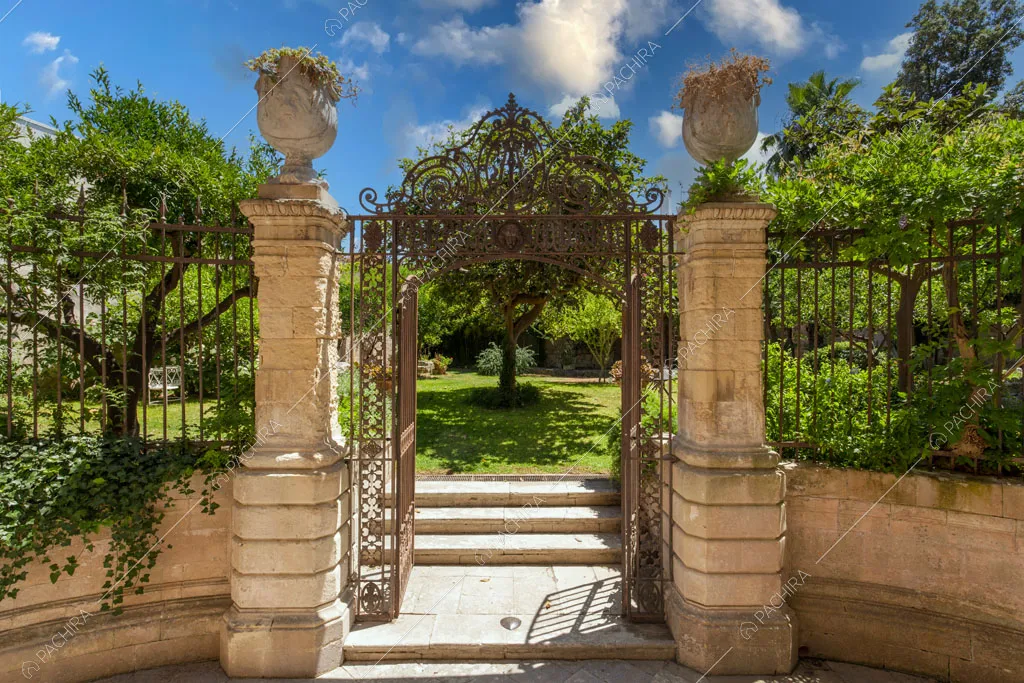 Giardino della dimora storica Volturno, location in stile classico a Lecce