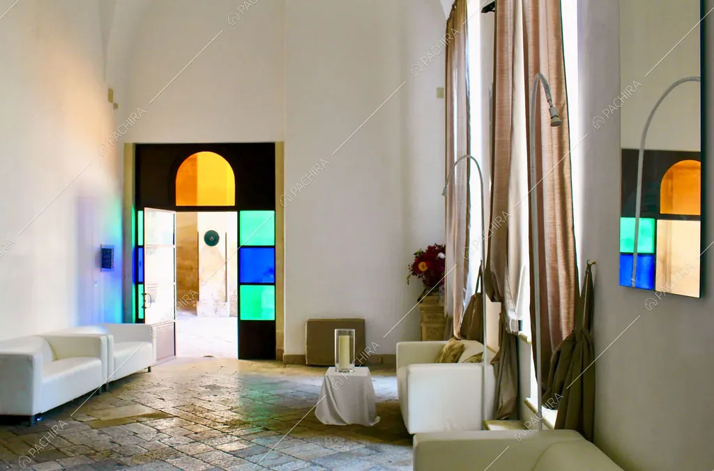 Sala con pavimento in cotto della dimora storica Volturno, location in stile classico a Lecce