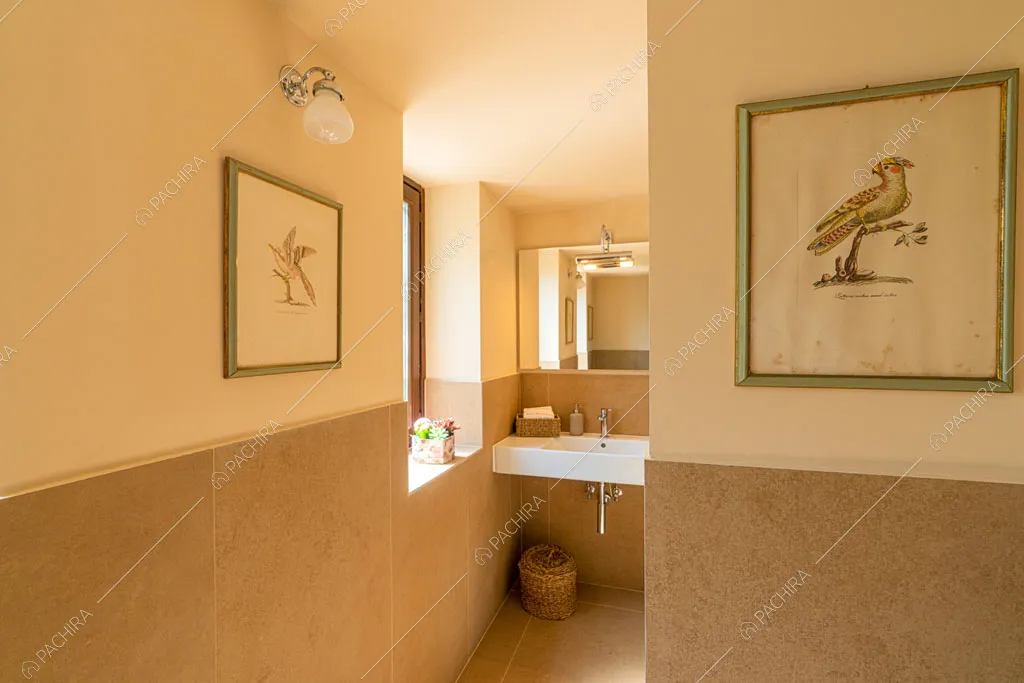 Bagno della villa Ramaria, location in stile classico a Ravenna
