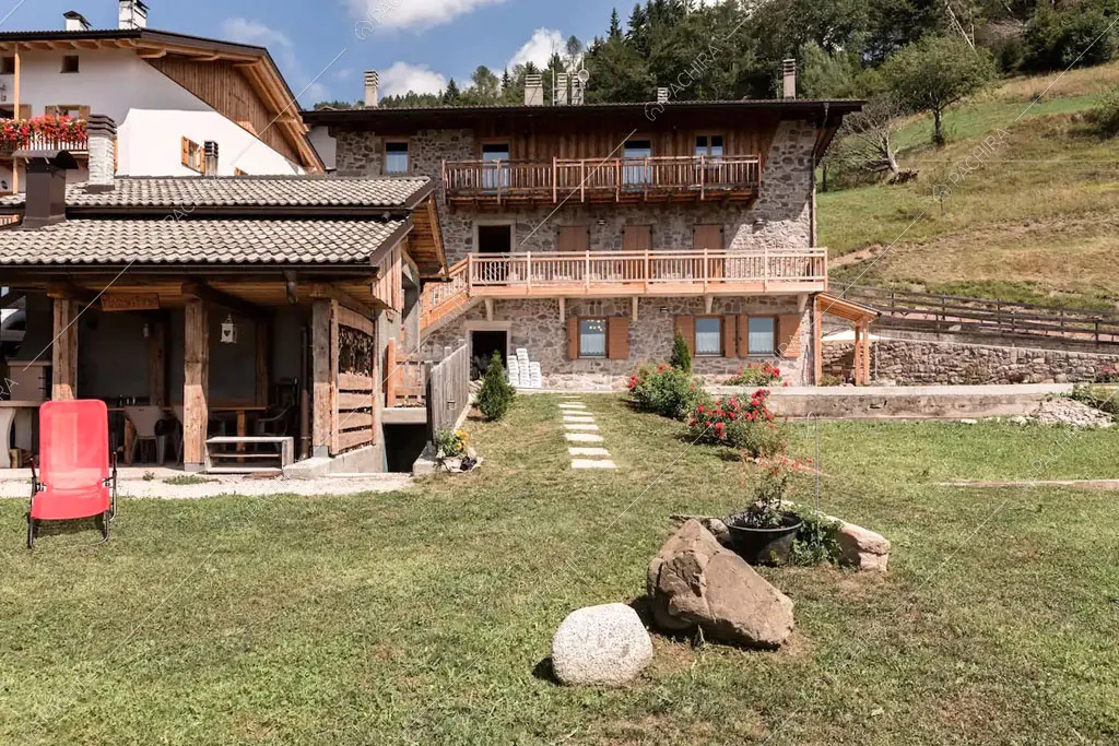 Location Cantabrico Trento chalet rustico shooting foto video 23