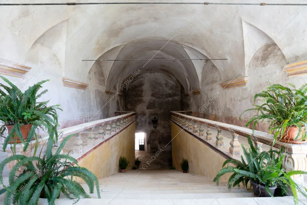 Location Levante Palermo chiesa classico shooting foto video 22