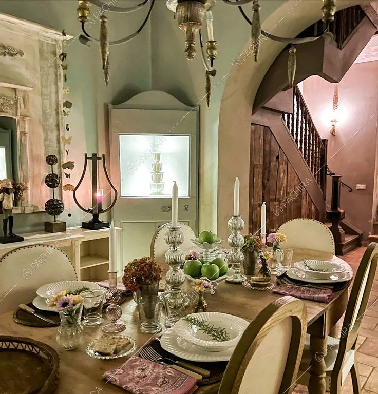 Sala da pranzo della villa Pieris, location in stile rustico a Roma