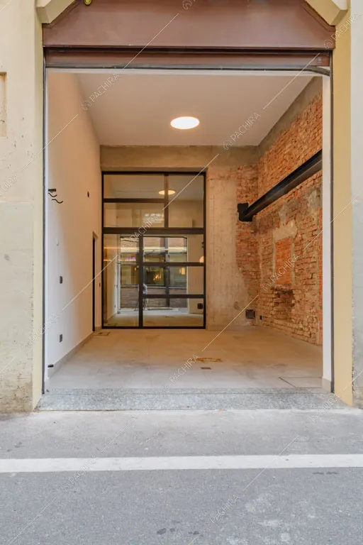 Ingresso del loft Sechura, location in stile contemporaneo a Milano