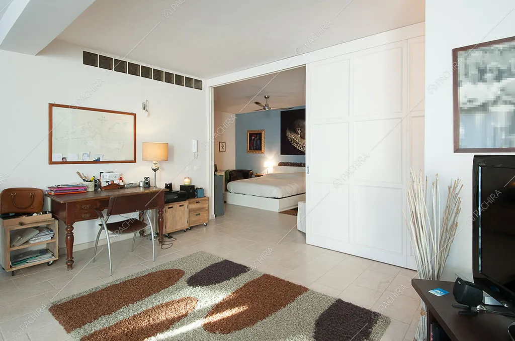 Grande camera da letto matrimoniale della villa Anturio, location in stile shabby chic a Viterbo