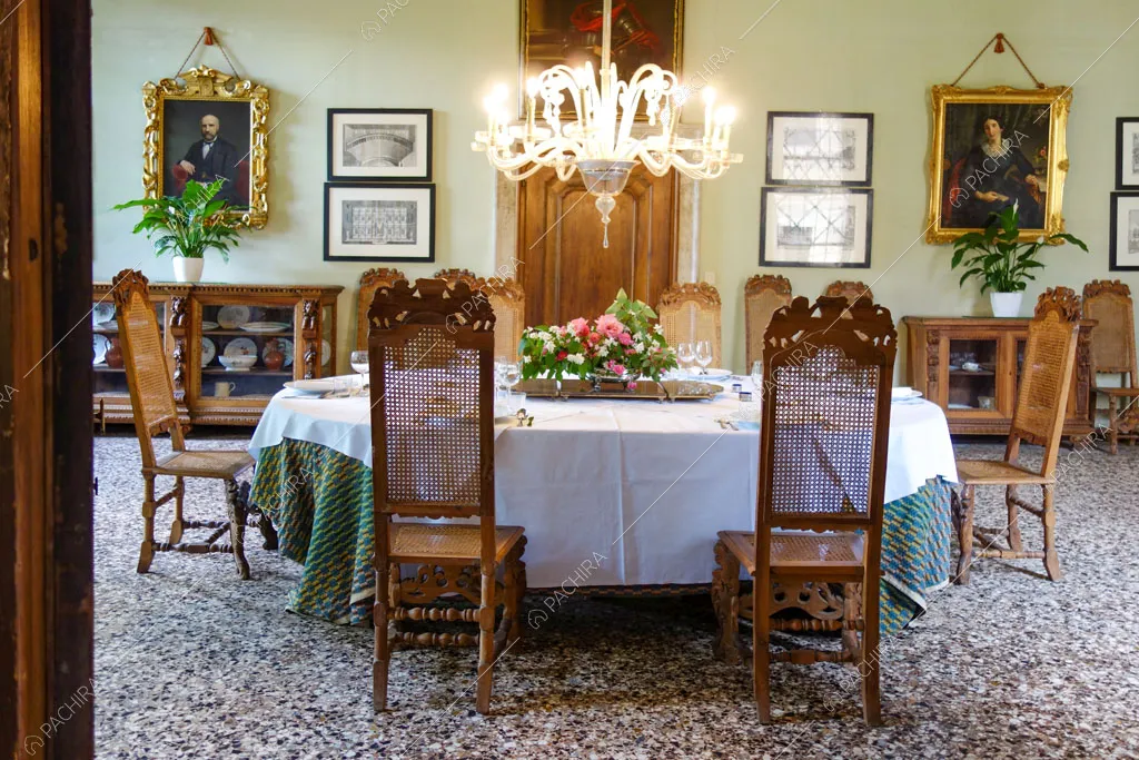 Sala da pranzo della dimora storica Visayan, location in stile classico a Vicenza