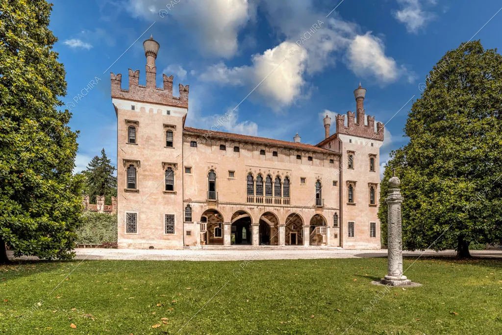 Vista sugli esterni della dimora storica Visayan, location in stile classico a Vicenza