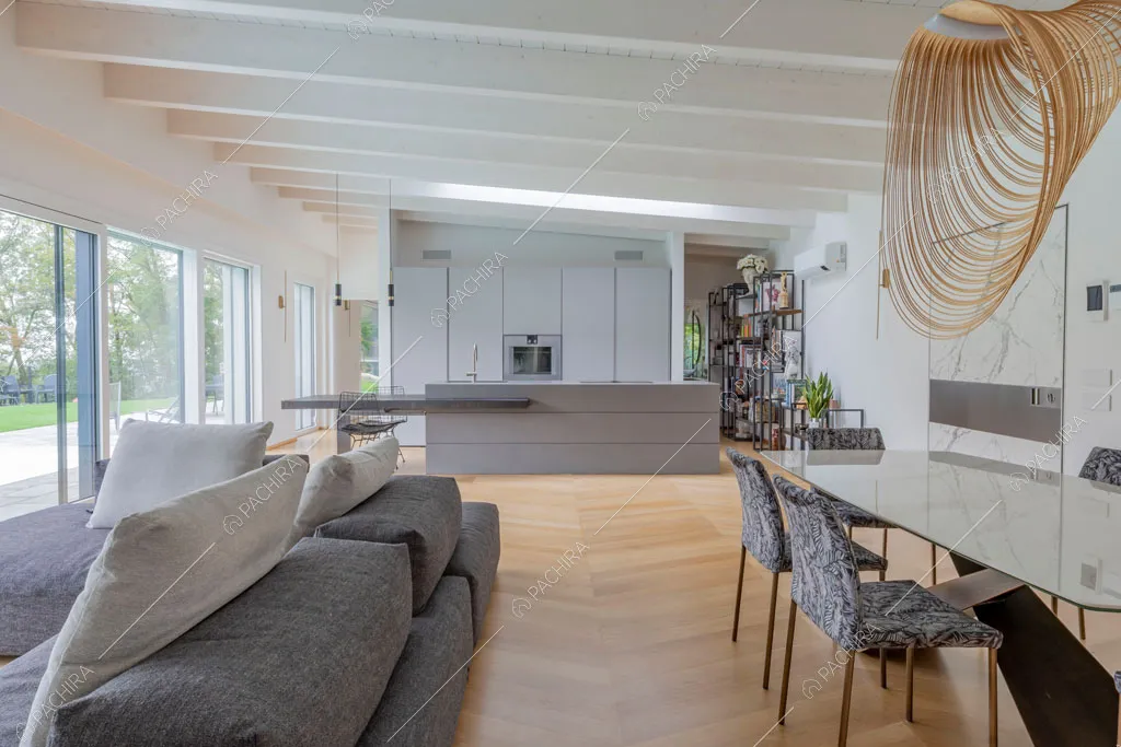 Sala della villa Amazonite, location in stile contemporaneo a Varese