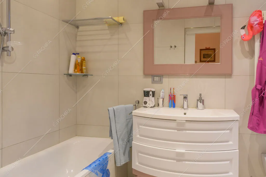 Bagno della location Amur, appartamento in stile insolito a Roma