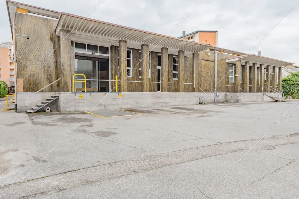 Parcheggio dell'espositivo Copper, location in stile industriale a Milano