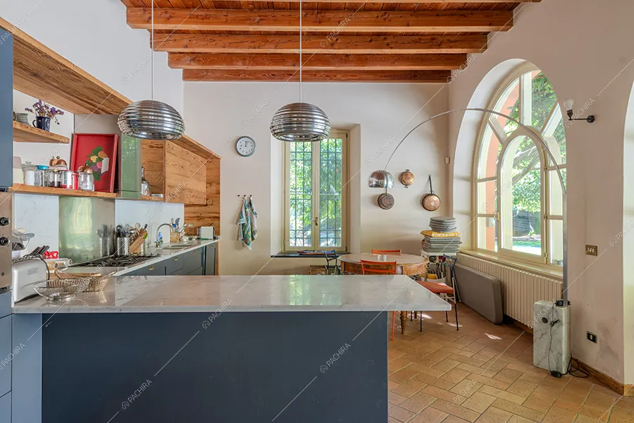 Cucina della dimora storica Rodopi, location in stile classico a Bergamo