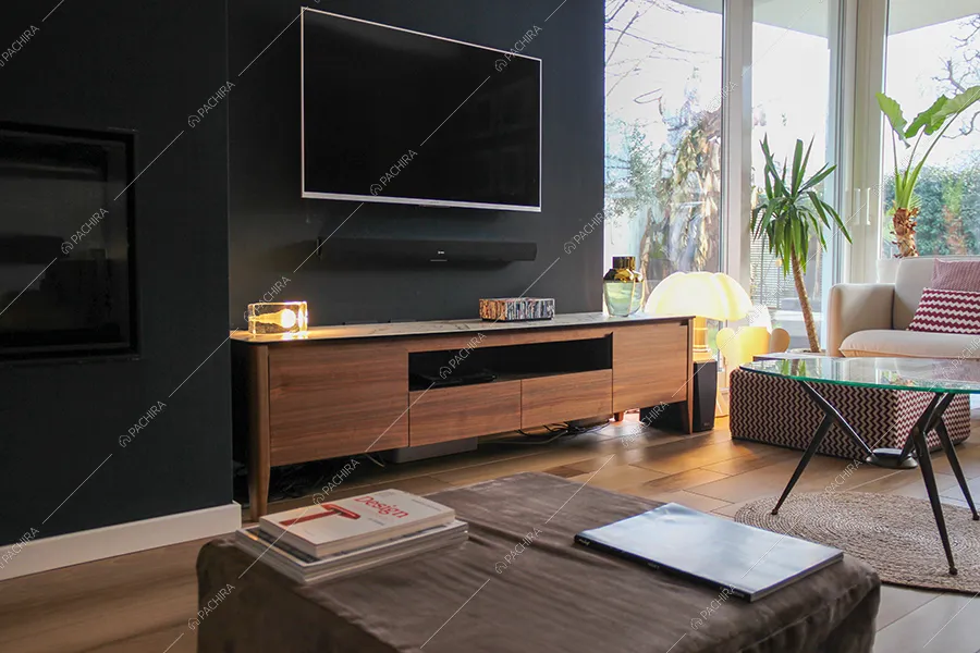 Salotto della villa Garnet, location in stile contemporaneo a Milano