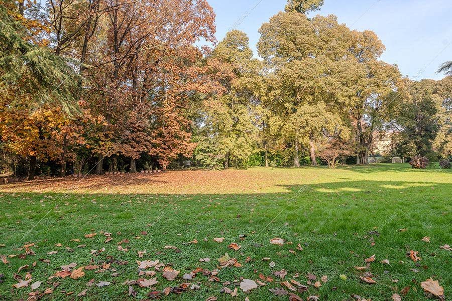 Giardino della dimora storica Ajoite, location in stile classico a Milano