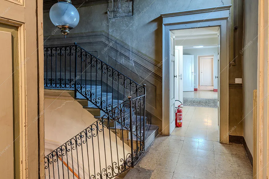 Scale della dimora storica Ajoite, location in stile classico a Milano