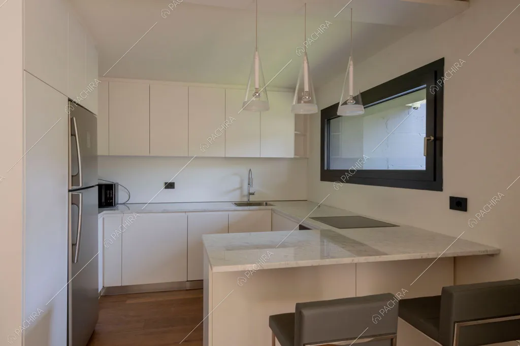 Cucina della villa Larimar, location in stile contemporaneo a Monza