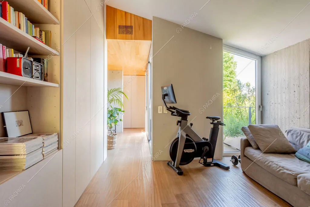 Salotto della villa Yukon, location in stile contemporaneo a Pavia