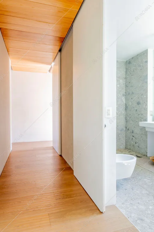 Corridoio della villa Yukon, location in stile contemporaneo a Pavia