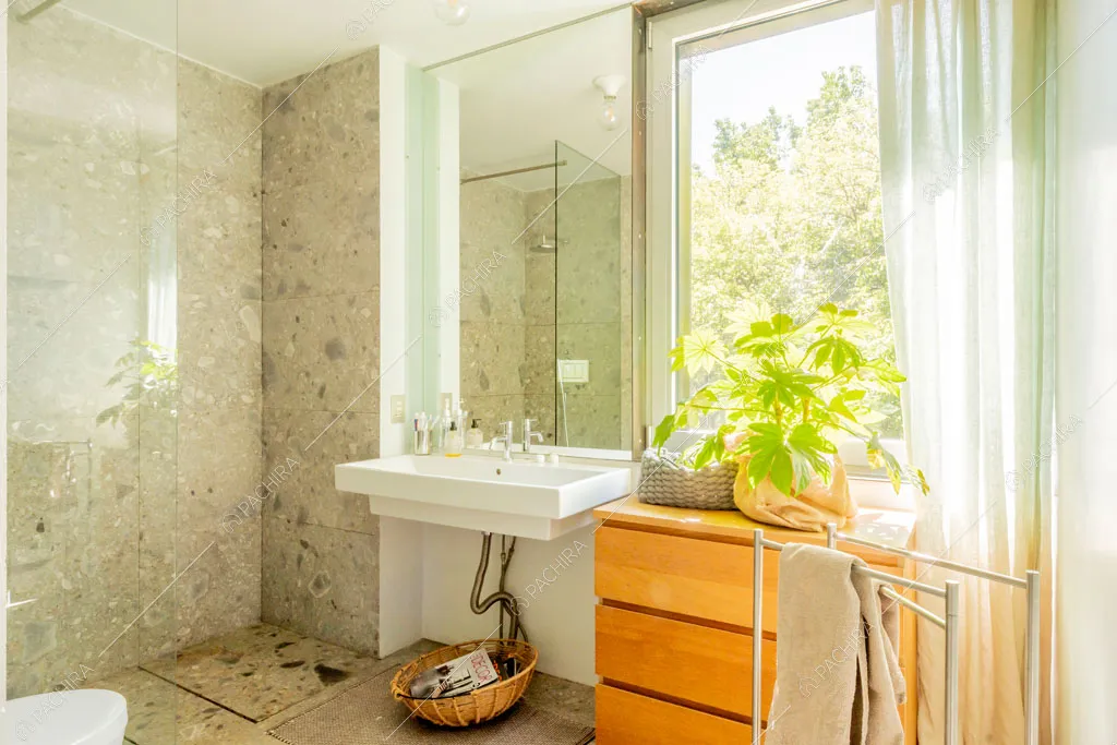 Bagno della villa Yukon, location in stile contemporaneo a Pavia