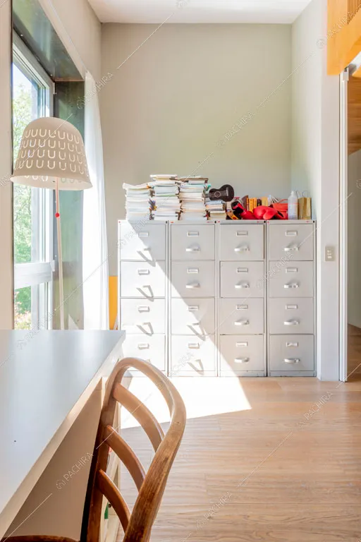 Studio della villa Yukon, location in stile contemporaneo a Pavia