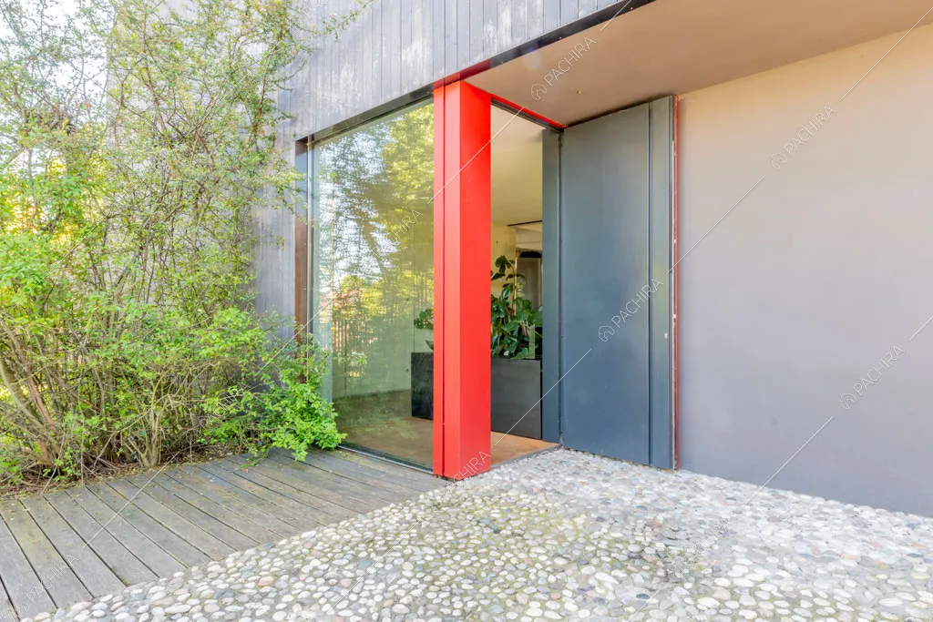 Esterni della villa Yukon, location in stile contemporaneo a Pavia