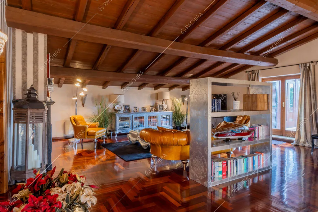 Salotto della villa Sidley, location in stile classico a Roma