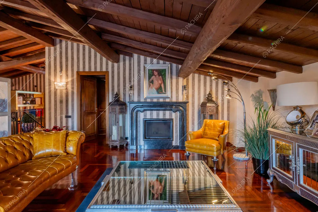 Salotto della villa Sidley, location in stile classico a Roma