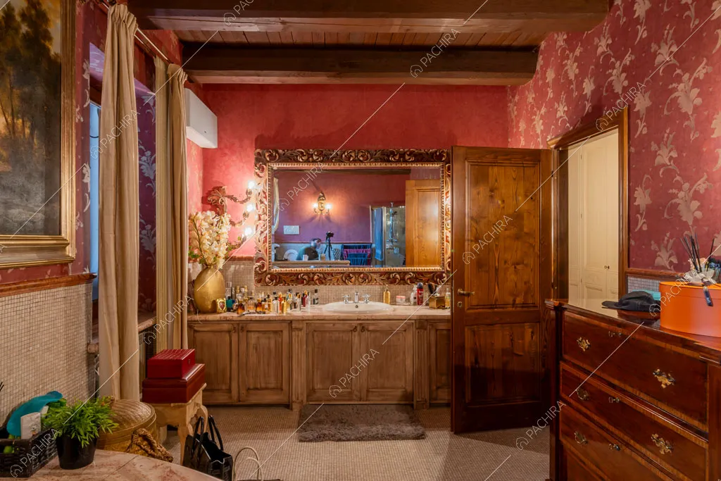 Bagno della villa Sidley, location in stile classico a Roma