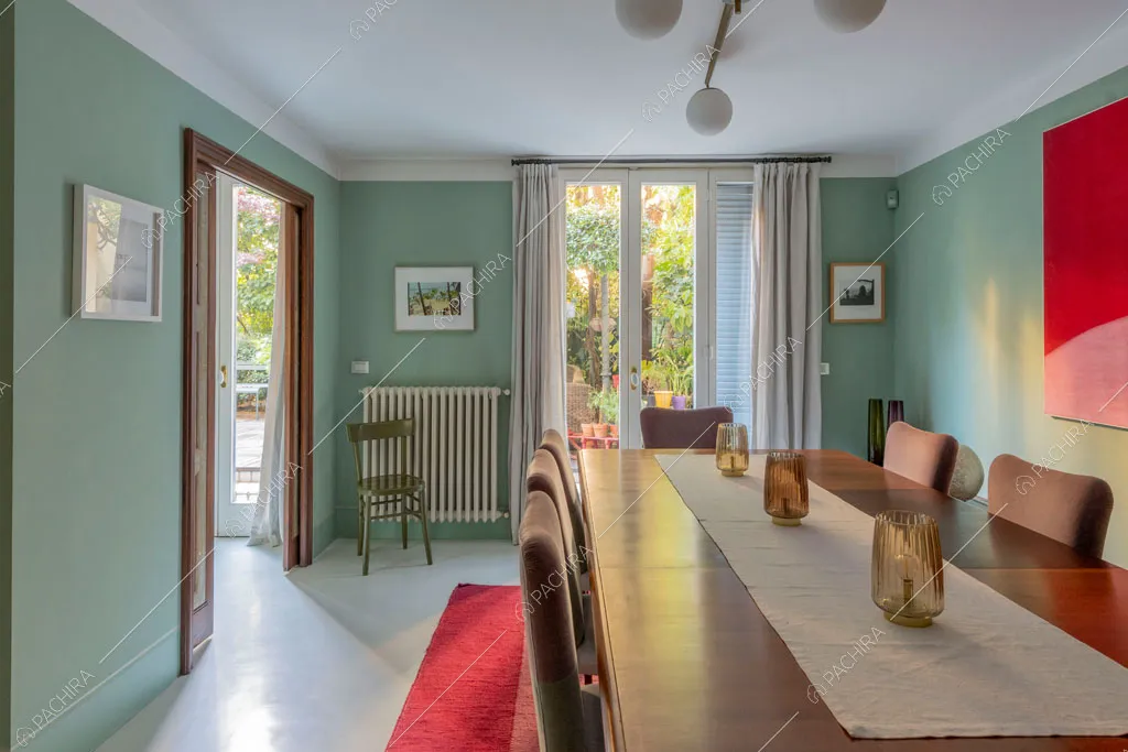 Sala da pranzo della villa Rodano, location in stile contemporaneo a Milano