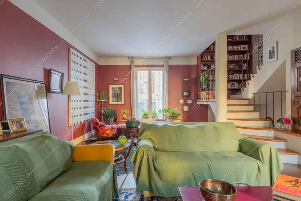 Salotto della villa Rodano, location in stile contemporaneo a Milano