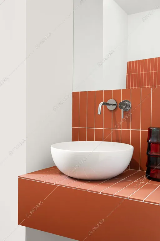 Bagno dell'appartamento Robinia, location in stile contemporaneo a Milano