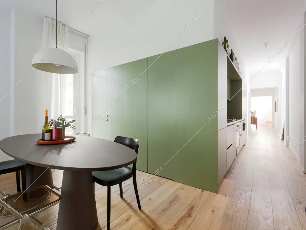 Cucina dell'appartamento Robinia, location in stile contemporaneo a Milano