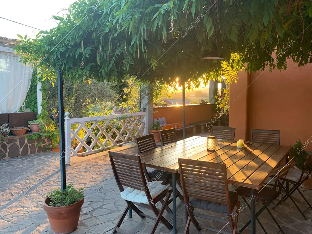 Esterni della villa Pelargonio, location in stile moderno a Roma