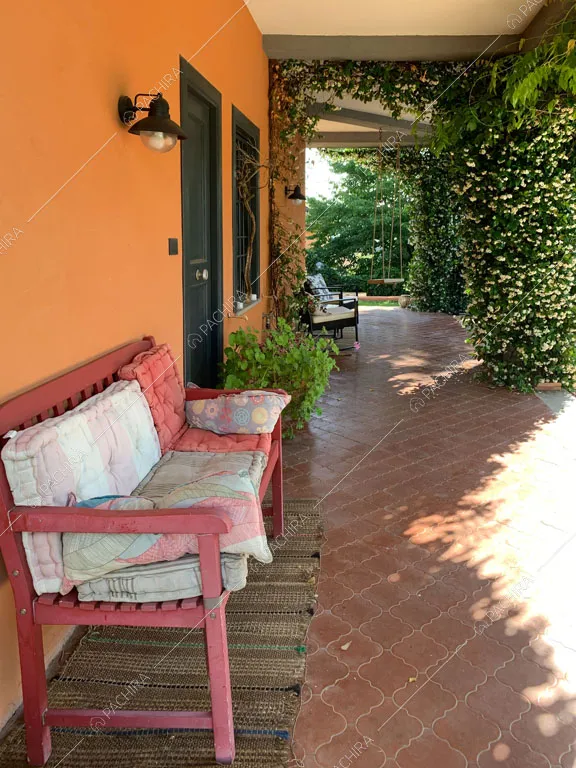 Veranda della villa Pelargonio, location in stile moderno a Roma