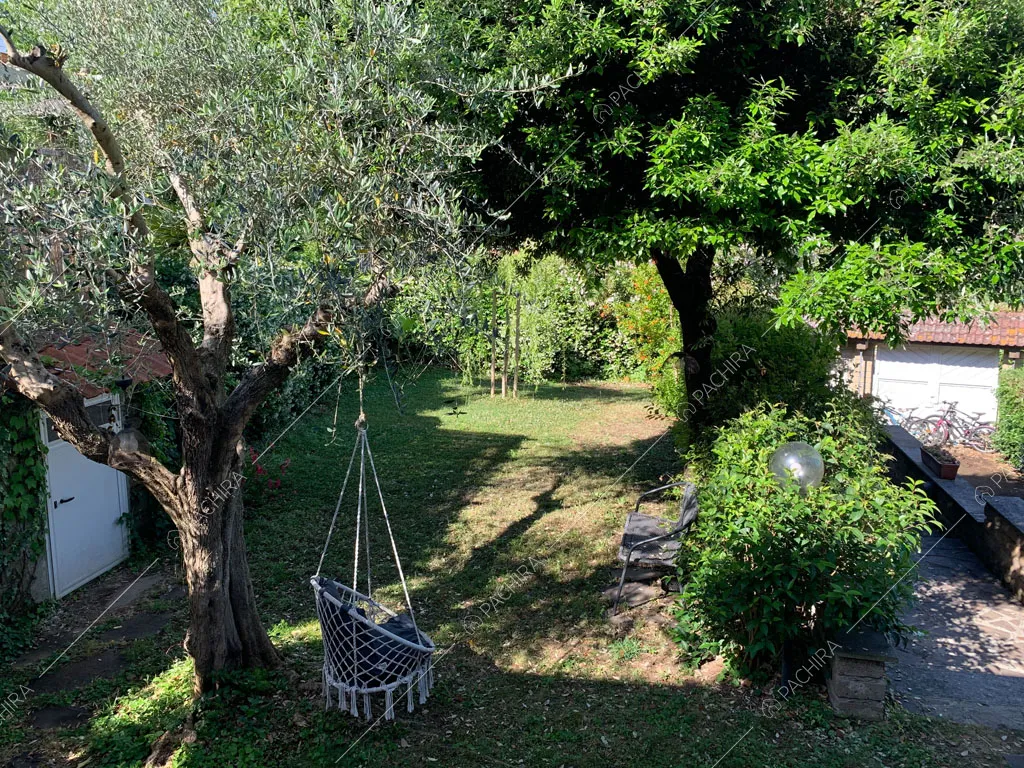 Giardino della villa Pelargonio, location in stile moderno a Roma
