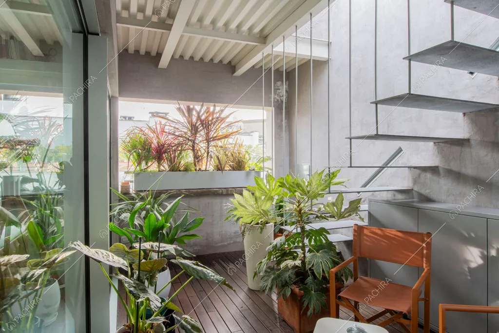 Giardino d'inverno dell'appartamento Kamet, location in stile contemporaneo a Milano
