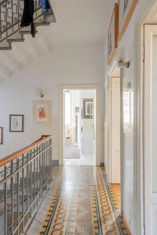 Corridoio della villa Oglio, location in stile moderno a Milano
