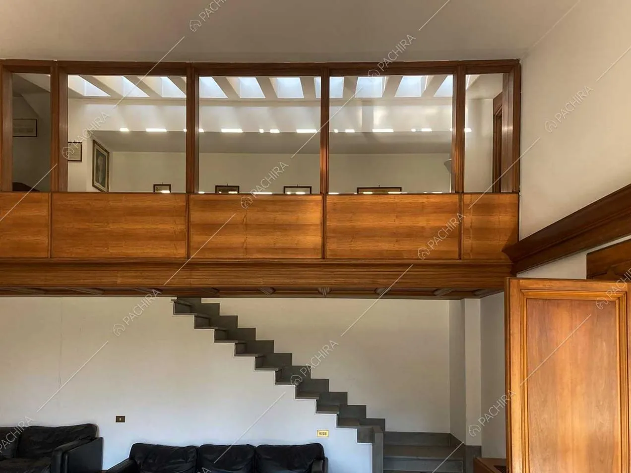 Soppalco della villa Anastase, location in stile classico a Roma