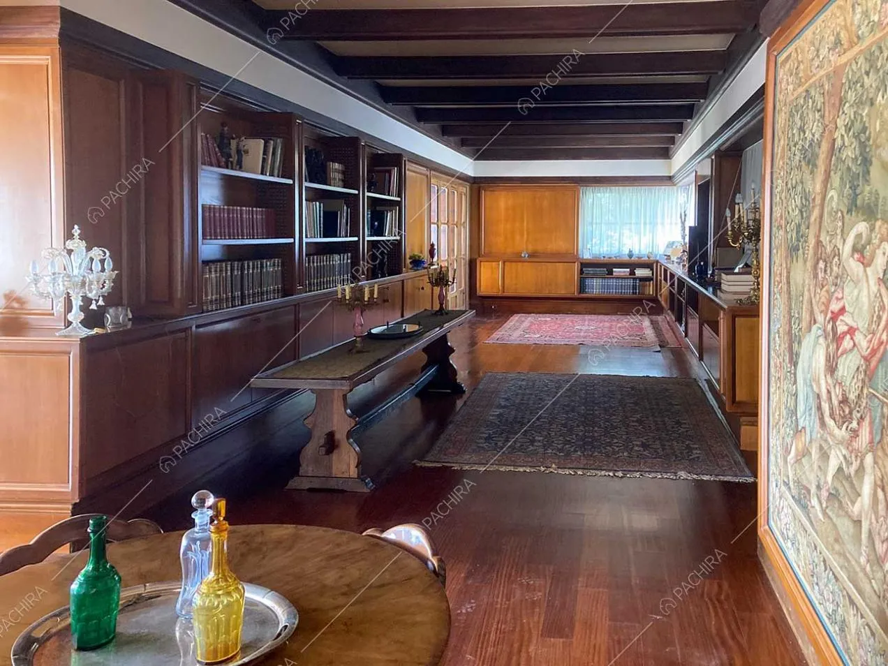 Corridoio della villa Anastase, location in stile classico a Roma