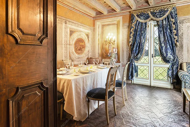 Sala da pranzo della villa Darjeeling, location in stile classico a Brescia