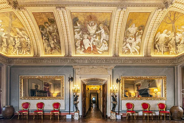 Salone della villa Darjeeling, location in stile classico a Brescia