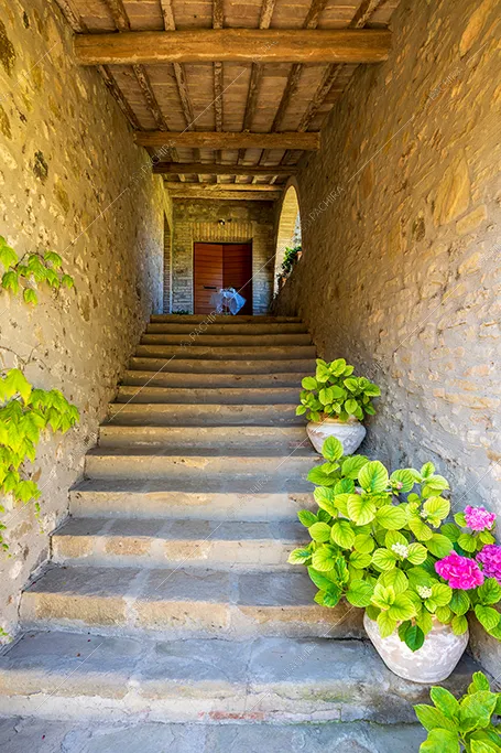 Scale del borgo Corindone, location in stile rustico a Siena