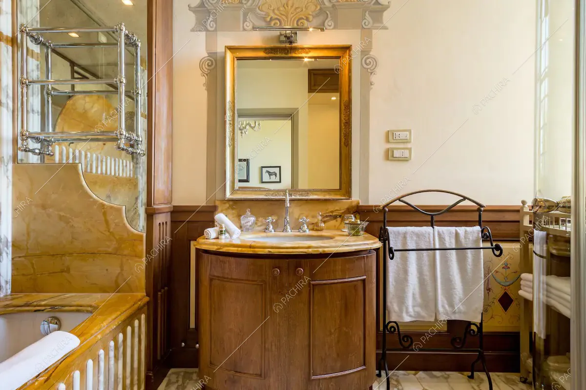 Bagno della villa Elba, location in stile classico a Firenze