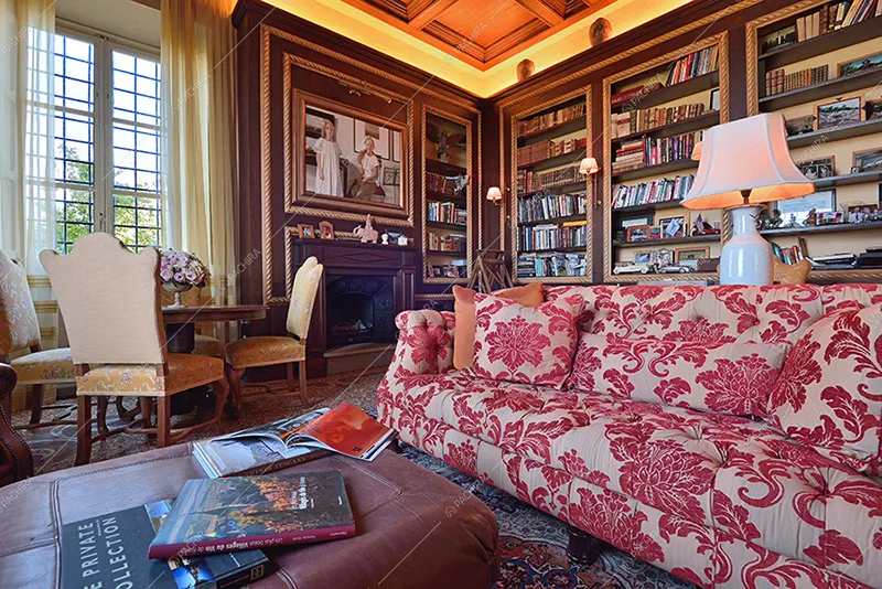 Biblioteca della villa Elba, location in stile classico a Firenze