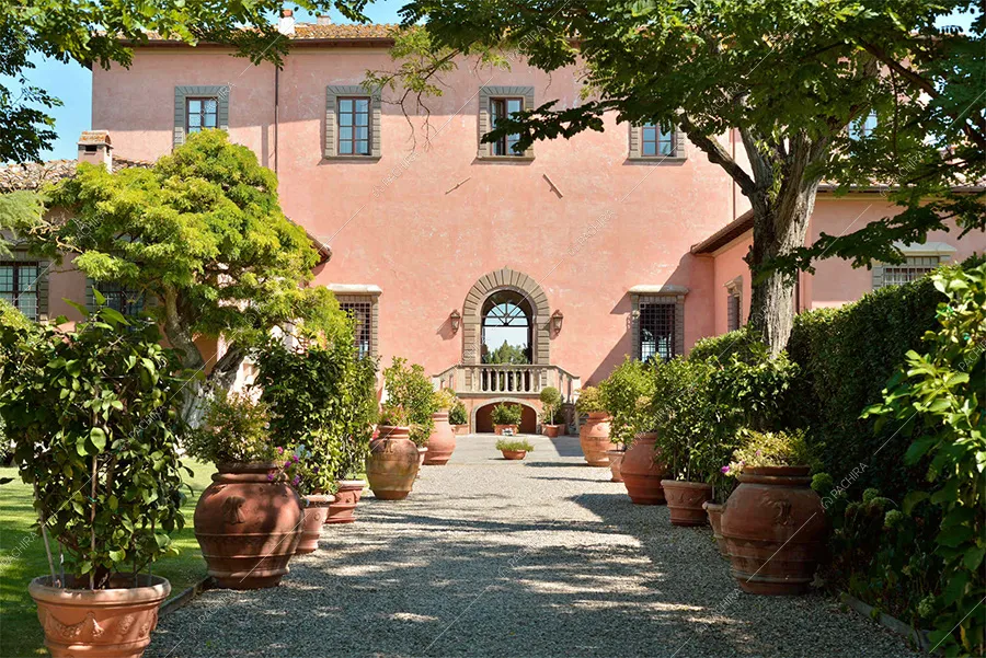 Vialetto della villa Elba, location in stile classico a Firenze