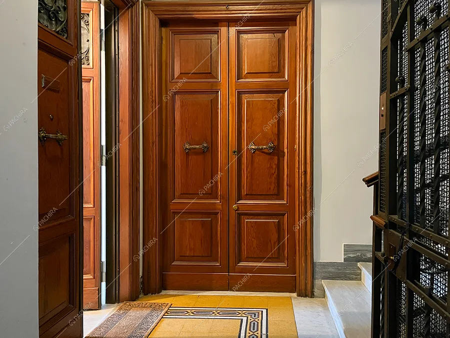 Pianerottolo dell'appartamento Sile, location in stile contemporaneo a Roma
