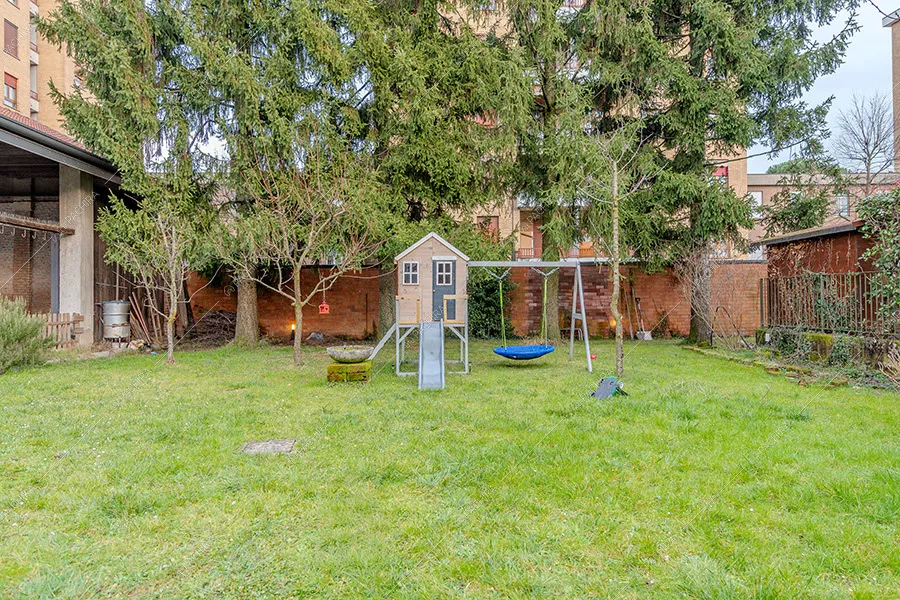 Giardino della villa Dioptasio, location in stile moderno a Monza