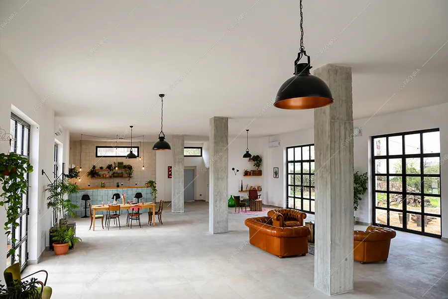 Salone del loft Piroxene, location in stile industriale a Napoli