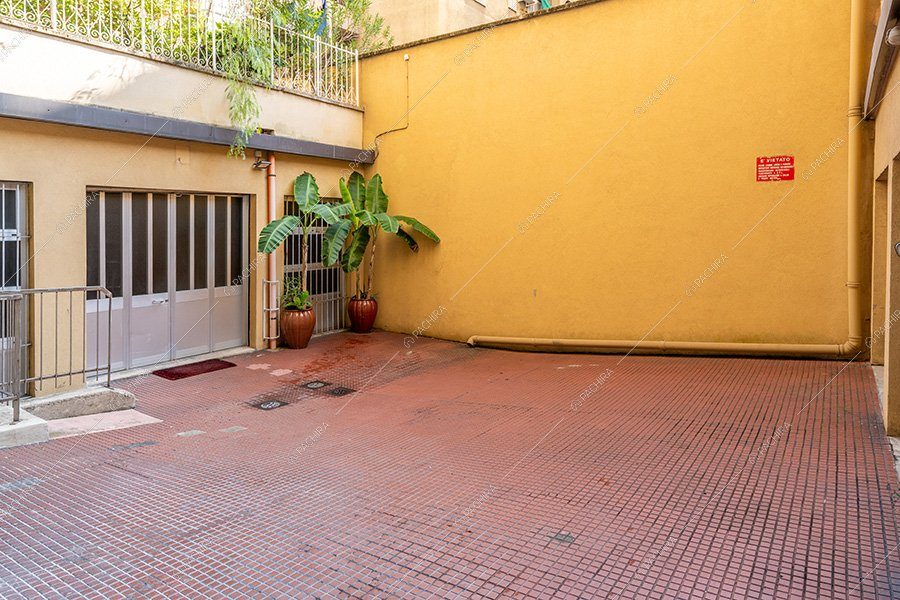 Cortile dell'espositivo Magdalena, location in stile vintage per shooting a Milano