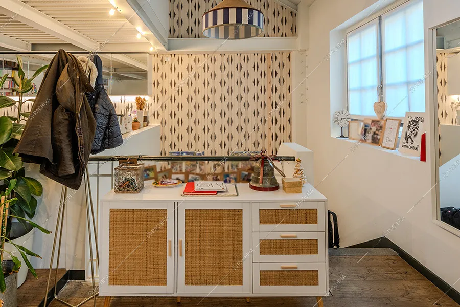 Sala dell'appartamento Nan, location in stile moderno a Milano