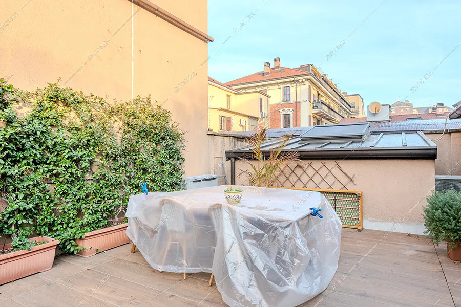 Terrazza dell'appartamento Nan, location in stile moderno a Milano
